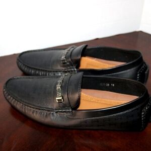 Men's Black Royal Shoes Slip-On Loafers - Size 11